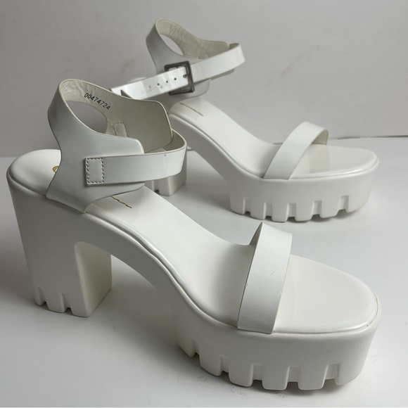Size 8 Women's Platform Sandals Worn once - Picture 2 of 8